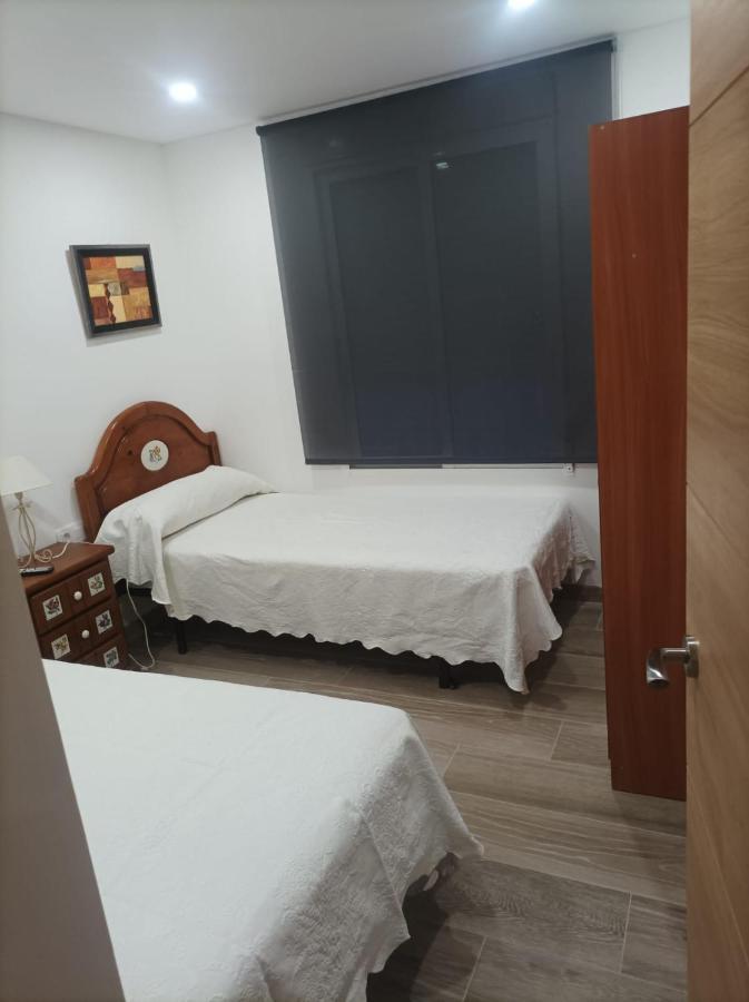 Apartment Piso 1ª Linea Y Centrico